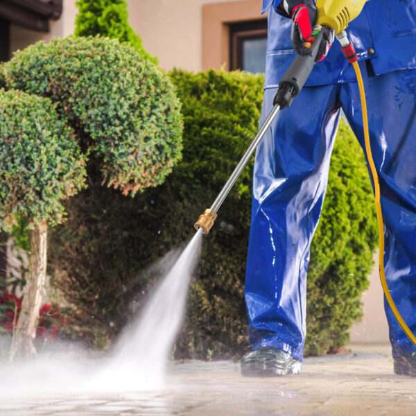 40V 1100 PSI 1GPM Cordless Pressure Washer with 5 Nozzles, 4.0 Ah Battery & Charger DB2701 - Image 5